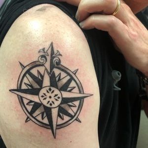 Meet your Posher, Larry